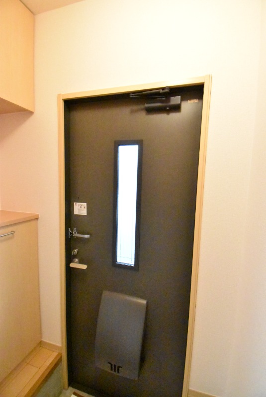 ��ʌ��z�J�s�ԎR���T���ڂ̃A�p�[�g�̌���