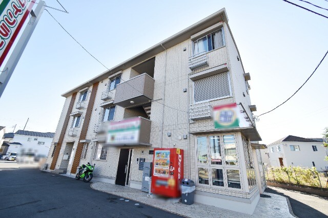 ��ʌ�����s�厚��J�{���̃A�p�[�g�̌����O��