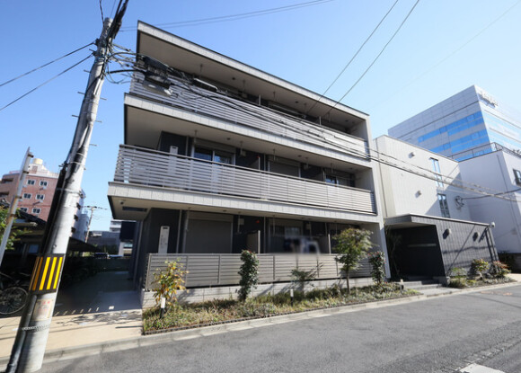 ��ʌ�����s���؂Q���ڂ̃}���V�����̌����O��