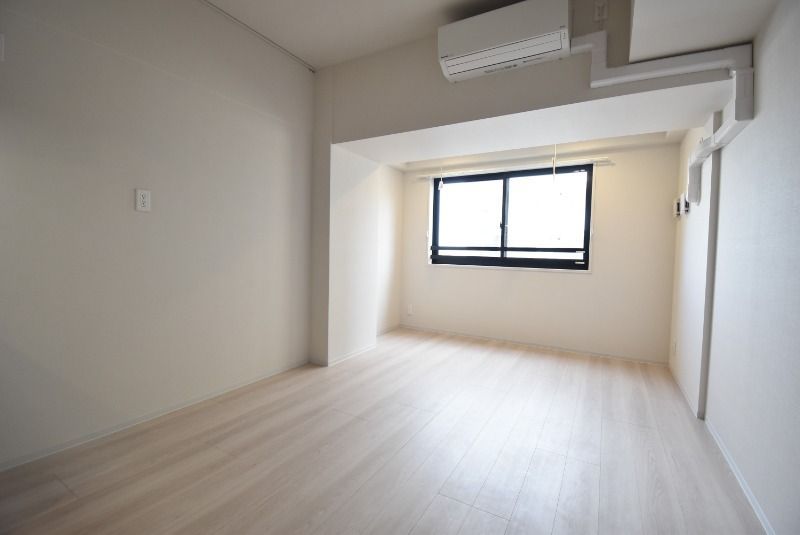 ��ʌ��������܎s�Y�a���ՂQ���ڂ̃}���V�����̋��ԁE���r���O