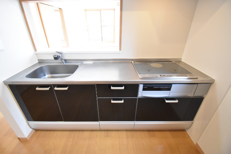 ��ʌ�����s�厚�҂̃A�p�[�g�̃L�b�`��