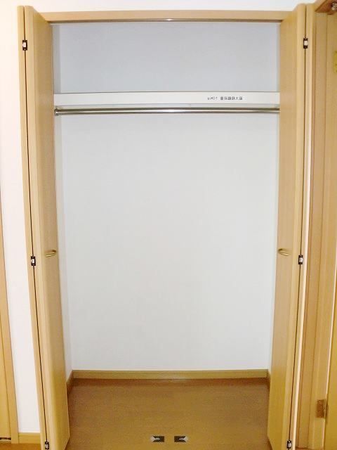 ��ʌ��@�c�s�厚�쓇�̃A�p�[�g�̎��[