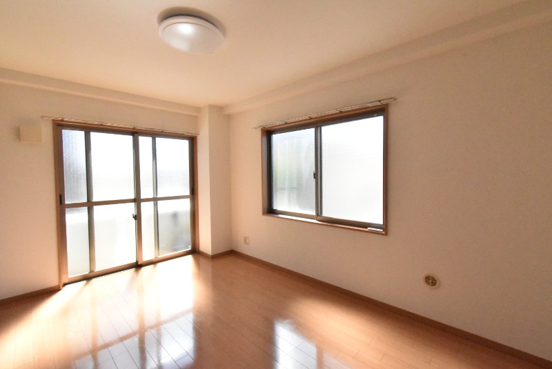 ��ʌ��z�J�s���S���ڂ̃}���V�����̂��̑������E�X�y�[�X