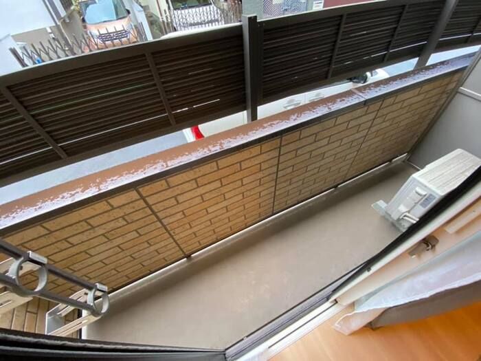 ��ʌ��������܎s�����扺�����T���ڂ̃A�p�[�g�̃o���R�j�[