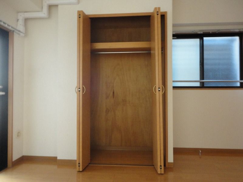 ��ʌ��������܎s��{����ؒ��Q���ڂ̃}���V�����̎��[