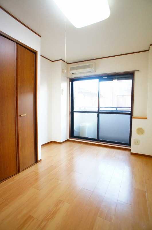 ��ʌ��z�J�s�ԎR���P���ڂ̃}���V�����̂��̑������E�X�y�[�X