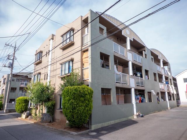 ��ʌ��z�J�s�����R���ڂ̃}���V�����̌����O��