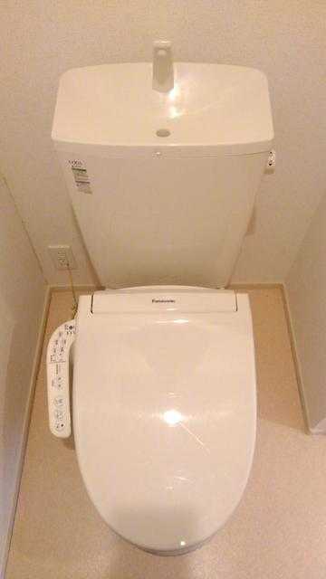 ��ʌ��@�c�s���m�؂P���ڂ̃A�p�[�g�̃g�C��