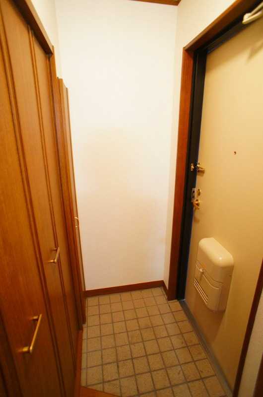 ��ʌ��z�J�s�ԎR���P���ڂ̃}���V�����̌���