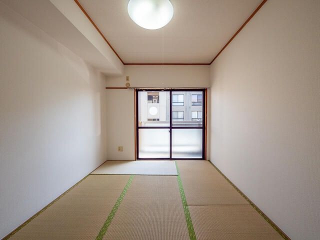 ��ʌ��z�J�s�����R���ڂ̃}���V�����̂��̑�