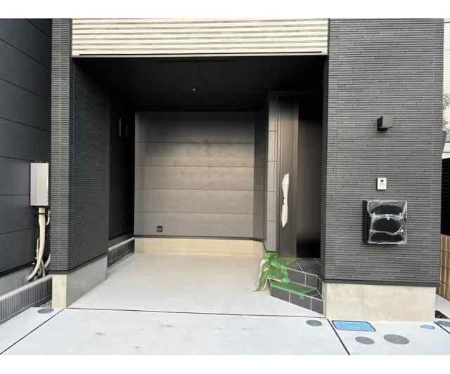 ��ʌ�����s�厚���̈�ˌ��ẴG���g�����X