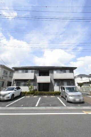 ��ʌ��������܎s�����擌��{�V����44-12�̃A�p�[�g�̌����O��