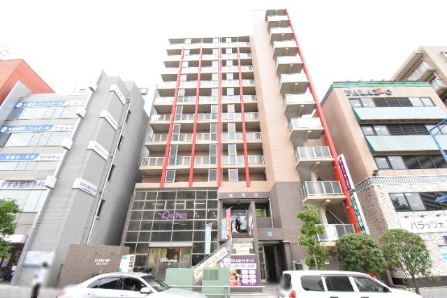 ��ʌ�����s�厚���̃}���V�����̌����O��