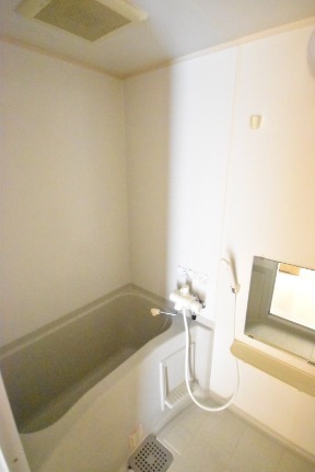 ��ʌ�����s�厚���̃}���V�����̃o�X