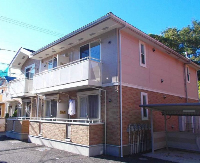 ��ʌ�����s�厚���˂̃A�p�[�g�̌����O��