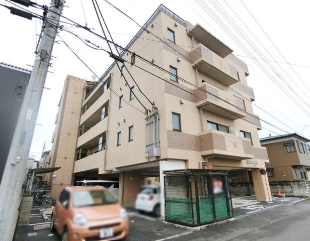 ��ʌ��������܎s��΋撇���Q���ڂ̃}���V�����̌����O��