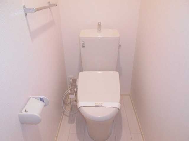 ��ʌ������s�������̃A�p�[�g�̃g�C��