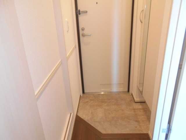 ��ʌ������s�������̃A�p�[�g�̌���