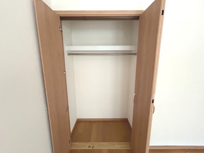 ��ʌ��������܎s����O���T���ڂ̃e���X�n�E�X�̎��[