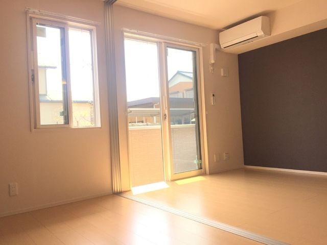 ��ʌ��������܎s������{�����S���ڂ̃A�p�[�g�̋��ԁE���r���O