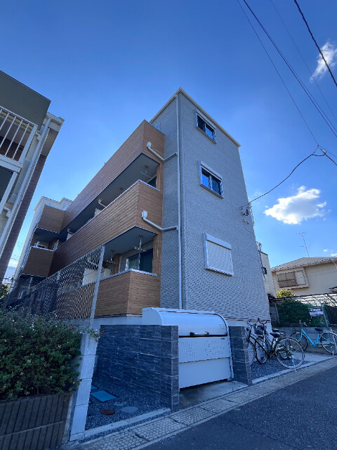 ��ʌ��������܎s�����擌��{�S���ڂ̃A�p�[�g�̌����O��