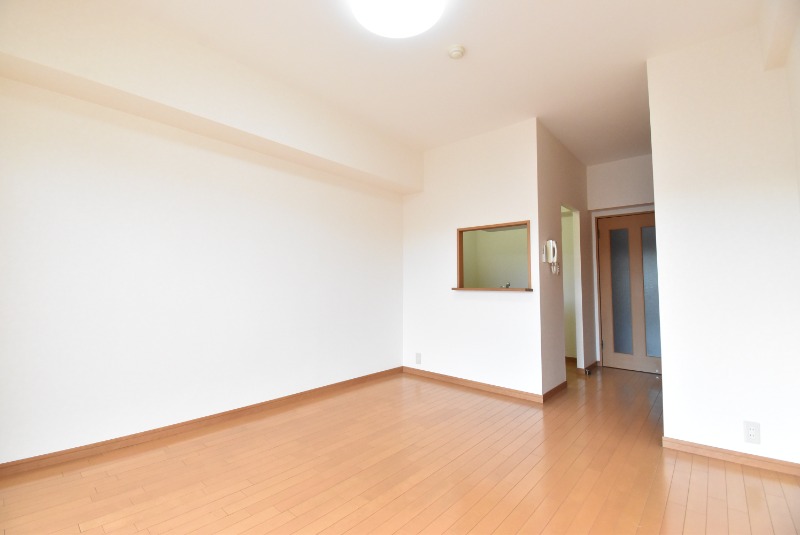 ��ʌ��z�J�s�k�z�J�Q���ڂ̃}���V�����̋��ԁE���r���O