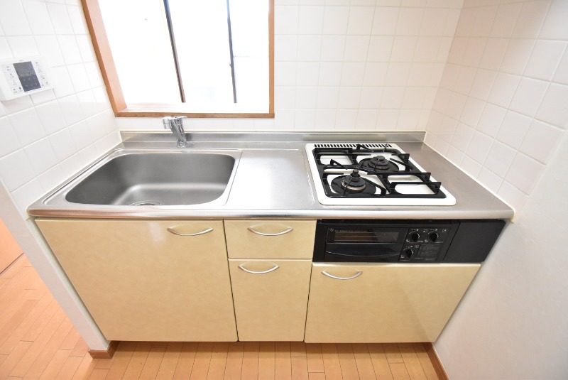 ��ʌ��z�J�s�k�z�J�Q���ڂ̃}���V�����̃L�b�`��