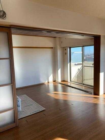 ��ʌ��������܎s����厚���V�n�̃}���V�����̋����E���r���O