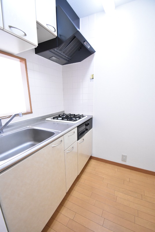 ��ʌ��z�J�s�k�z�J�Q���ڂ̃}���V�����̃L�b�`��