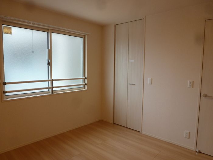 ��ʌ�����s�؂S���ڂ̃A�p�[�g�̂��̑������E�X�y�[�X