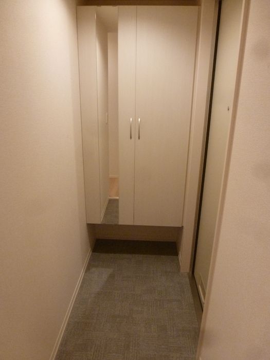 ��ʌ�����s�؂S���ڂ̃A�p�[�g�̌���