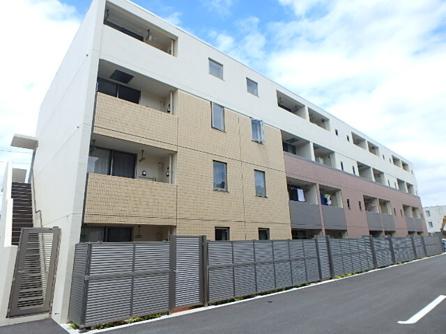 ��ʌ��������܎s����厚�w��̃}���V�����̌����O��