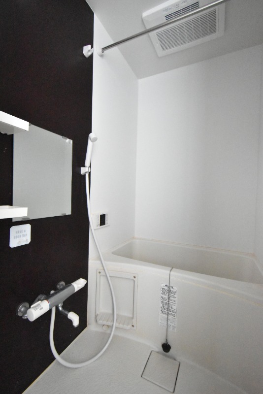 ��ʌ��������܎s�k�擌�听���P���ڂ̃A�p�[�g�̃o�X