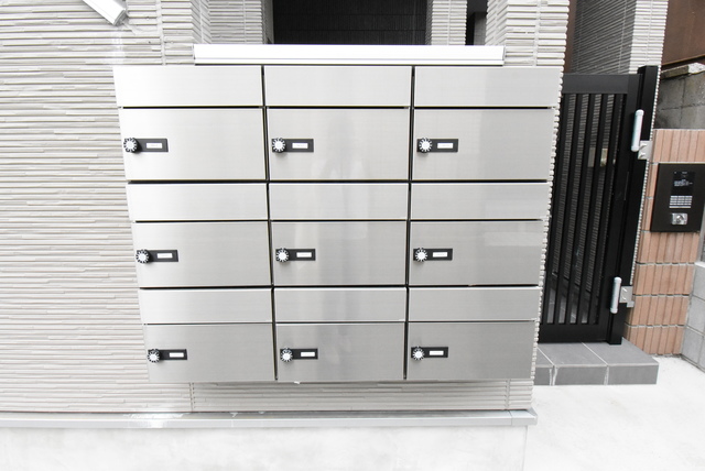 ��ʌ��������܎s�k�擌�听���P���ڂ̃A�p�[�g�̂��̑�