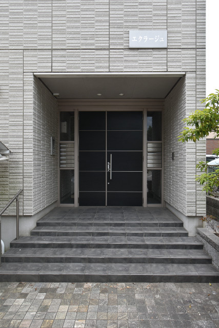 ��ʌ��������܎s�΋�����S���ڂ̃}���V�����̃G���g�����X