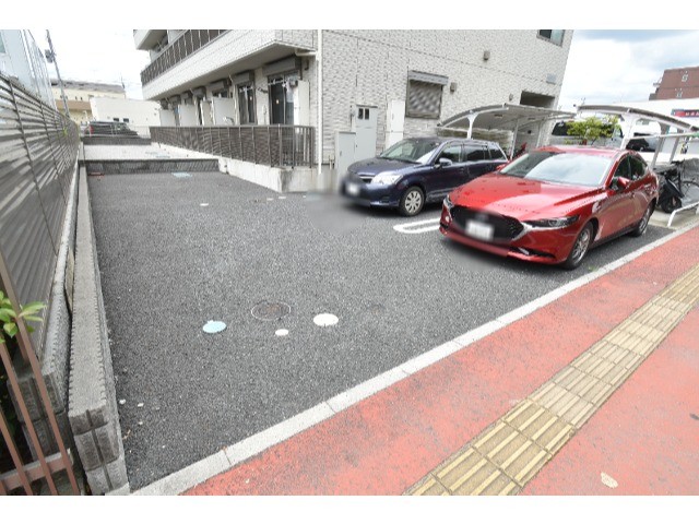 ��ʌ��������܎s�΋�����S���ڂ̃}���V�����̒��ԏ�