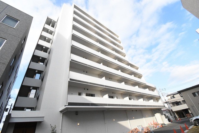 ��ʌ��������܎s��{��k�ܒ��P���ڂ̃}���V�����̌����O��