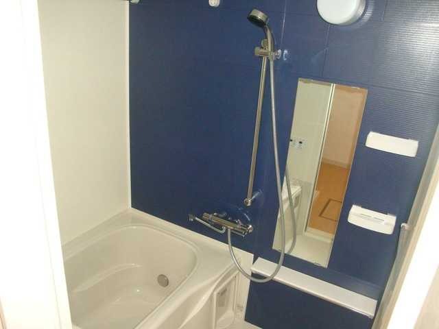 ��ʌ��������܎s�΋�Ō��Q���ڂ̃A�p�[�g�̃o�X