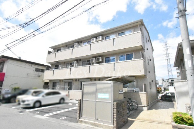 ��ʌ��z�J�s�k�z�J�Q���ڂ̃A�p�[�g�̌����O��