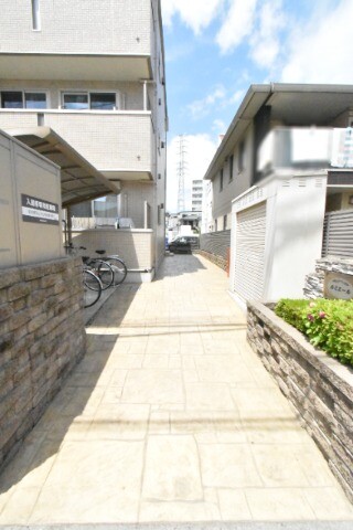 ��ʌ��z�J�s�k�z�J�Q���ڂ̃A�p�[�g�̃G���g�����X