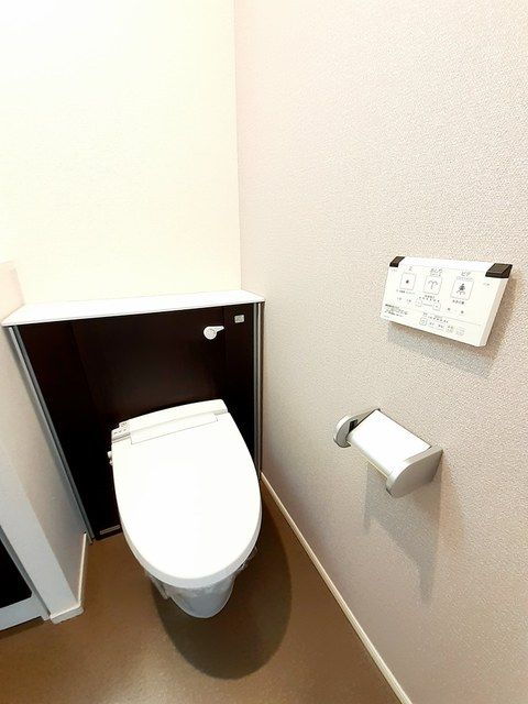 ��ʌ��������܎s��΋撇���P���ڂ̃A�p�[�g�̃g�C��