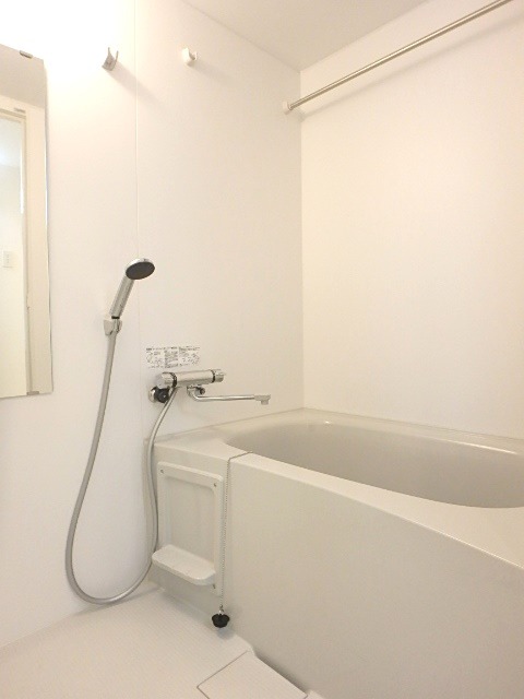 ��ʌ��������܎s��{�撇���R���ڂ̃}���V�����̃o�X