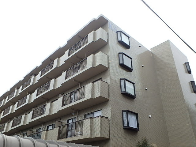 ��ʌ��������܎s�΋挴�R�S���ڂ̃}���V�����̌����O��