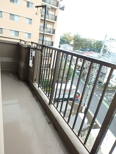 ��ʌ��������܎s�΋挴�R�S���ڂ̃}���V�����̃o���R�j�[