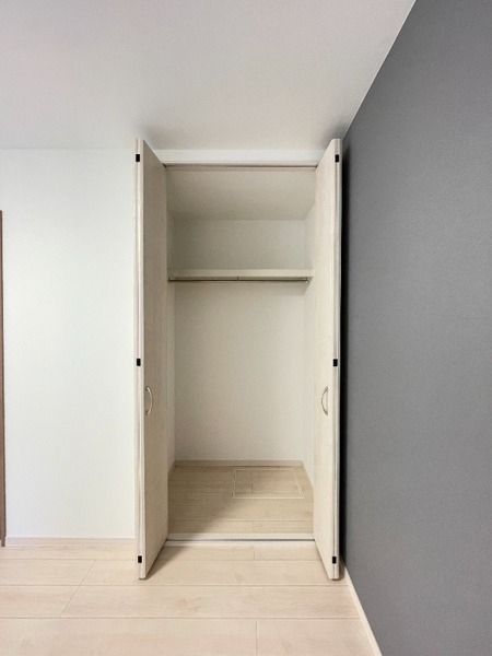 ��ʌ�����s�≺���Q���ڂ̃A�p�[�g�̎��[