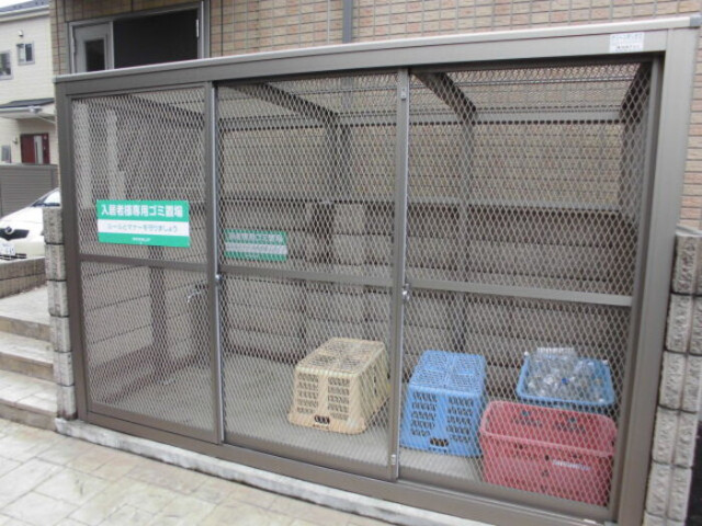 ��ʌ��z�J�s�Ɍ��P���ڂ̃A�p�[�g�̂��̑�