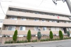 ��ʌ��������܎s�k��g�쒬�P����362-11�̃A�p�[�g�̌����O��