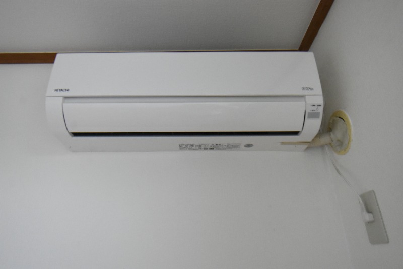 ��ʌ������R�s���������̃A�p�[�g�̂��̑��ݔ�