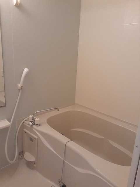 ��ʌ��������܎s������{�����U���ڂ̃A�p�[�g�̃o�X