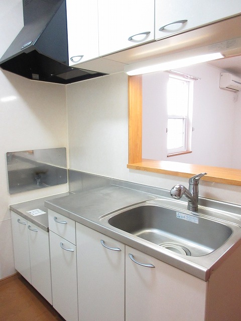 ��ʌ��������܎s��΋擌��΂R���ڂ̃A�p�[�g�̃L�b�`��